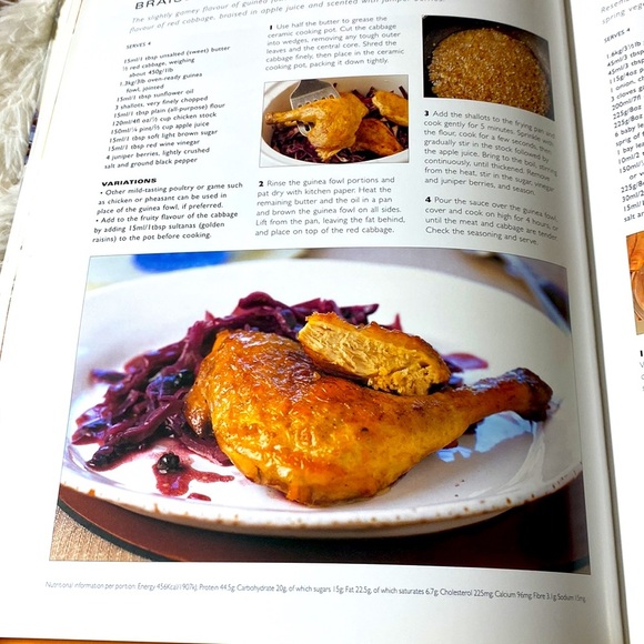 THE SLOW COOKER RECIPE BOOK Catherine Atikinson 150 record PB EUC - Picture 8 of 11